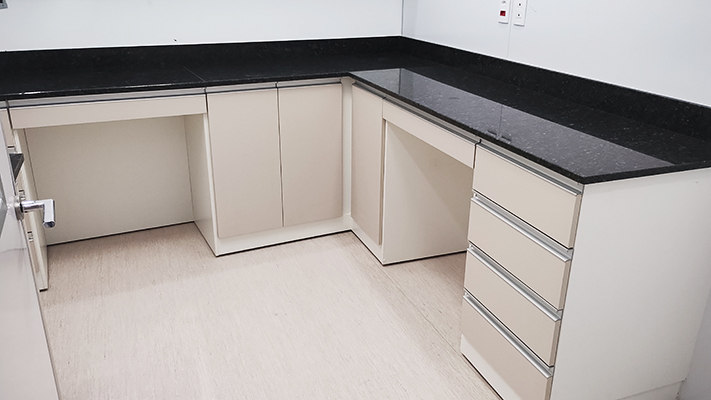 Bancada Modular com Gavetas